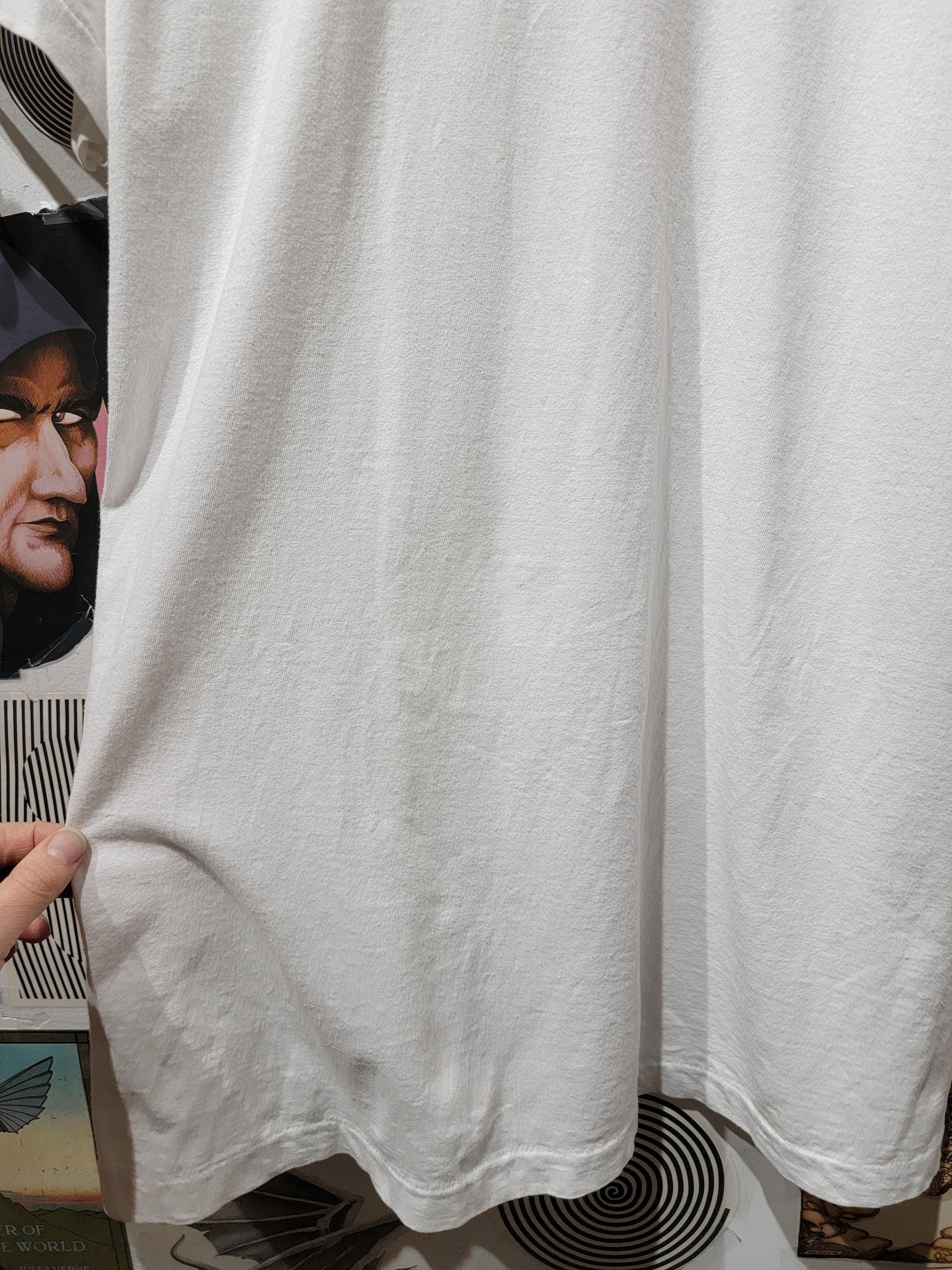 Vintage Blank White T-shirt | Single Stitched | Crewneck | Plain | Fruit of the Loom| Size Large | 20.5 x 28