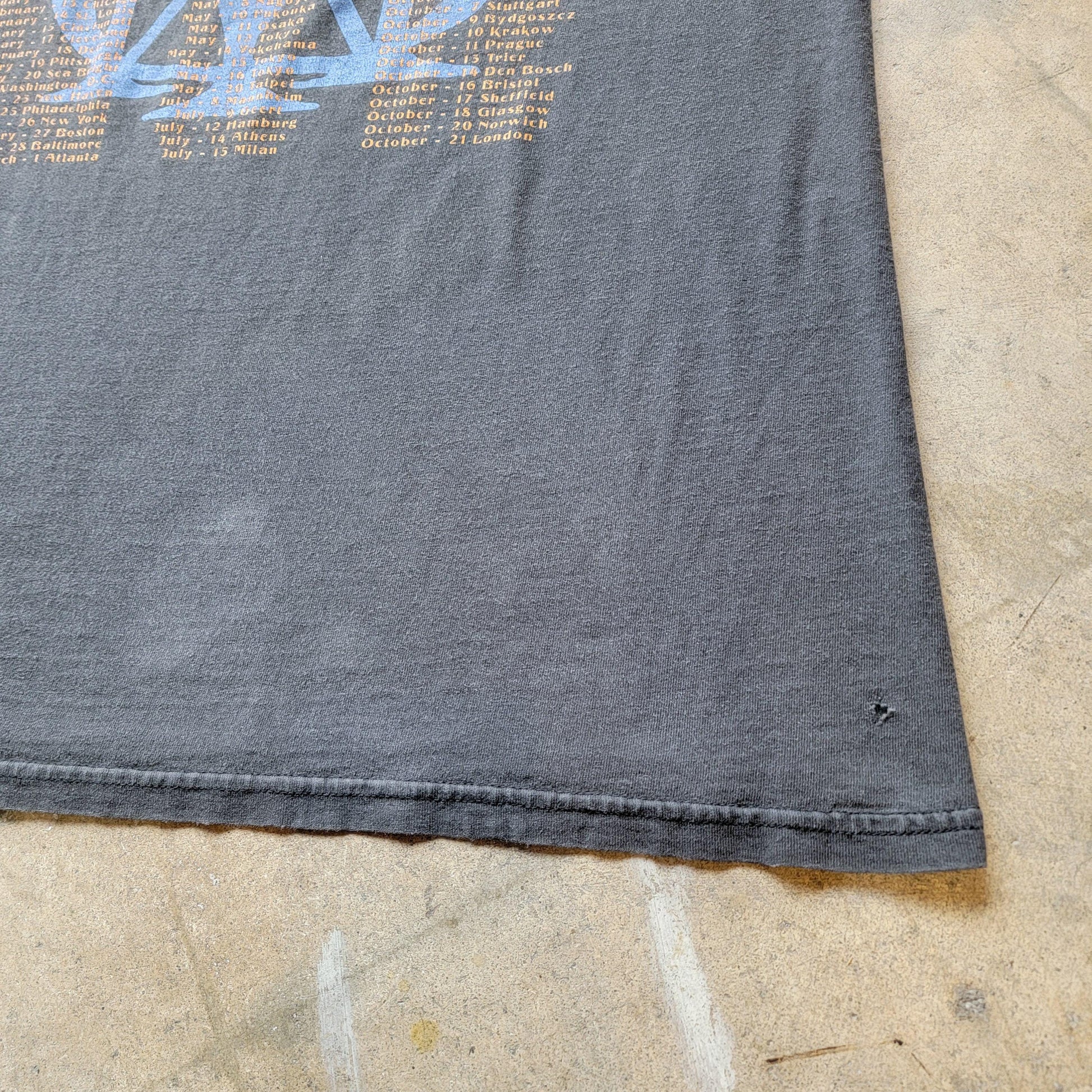 Vintage Dream Threater 2000 Tour Shirt | XL