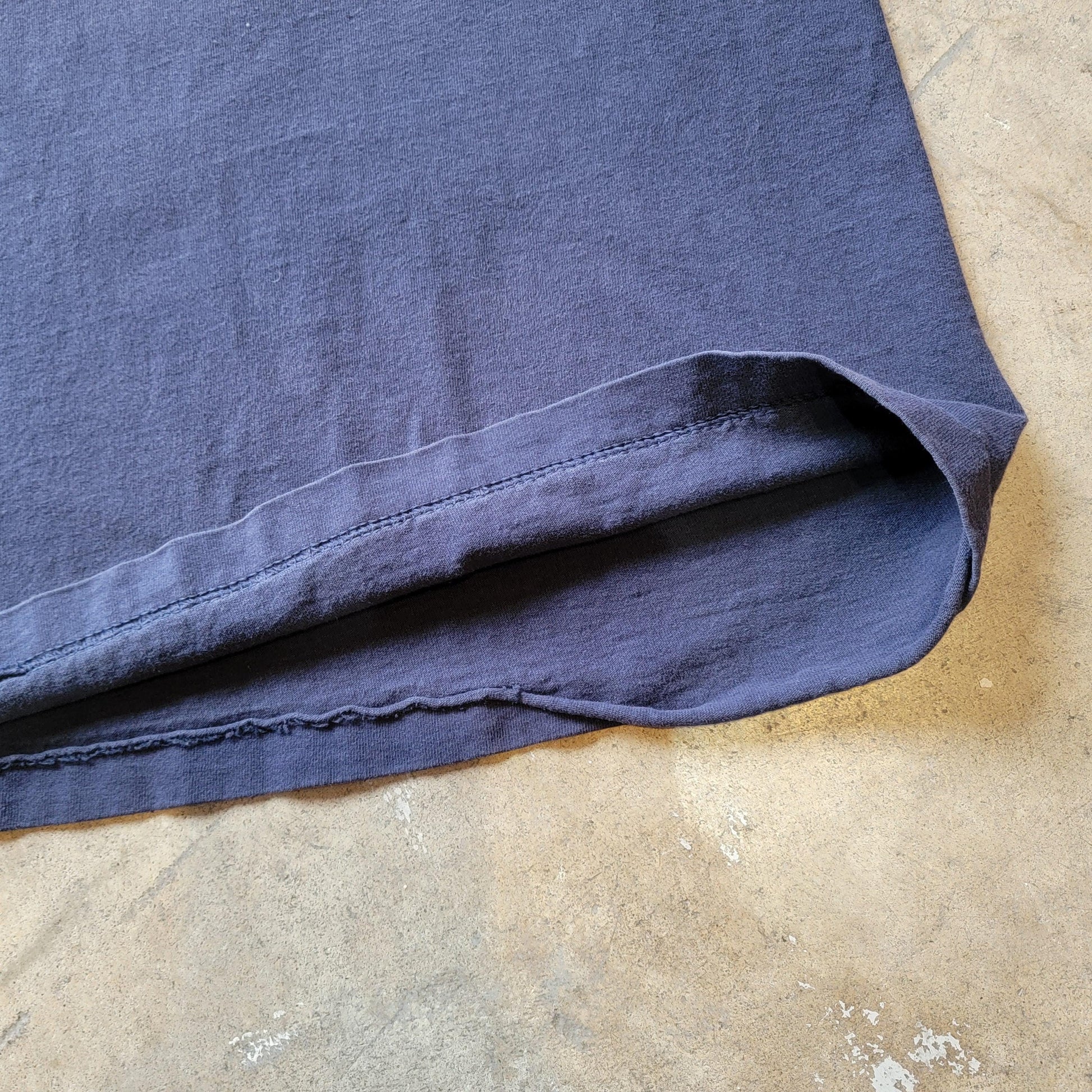 Vintage 90s Hook-ups T-shirt | Charlie's Angels | Size M | Navy Blue