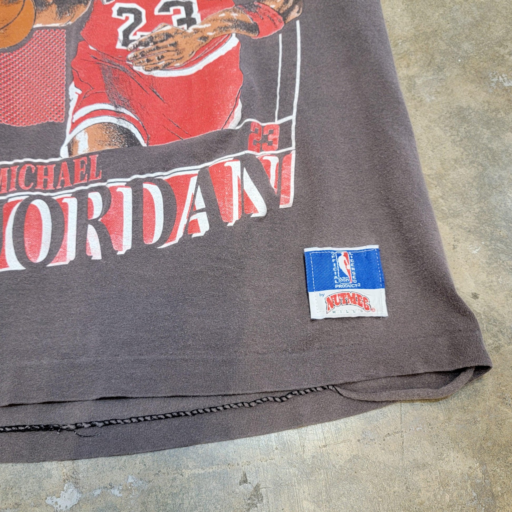 Vintage 90s Michael Jordan Chicago Bulls T-shirt | Nutmeg Mills | Size M | Stats | 2 Sided