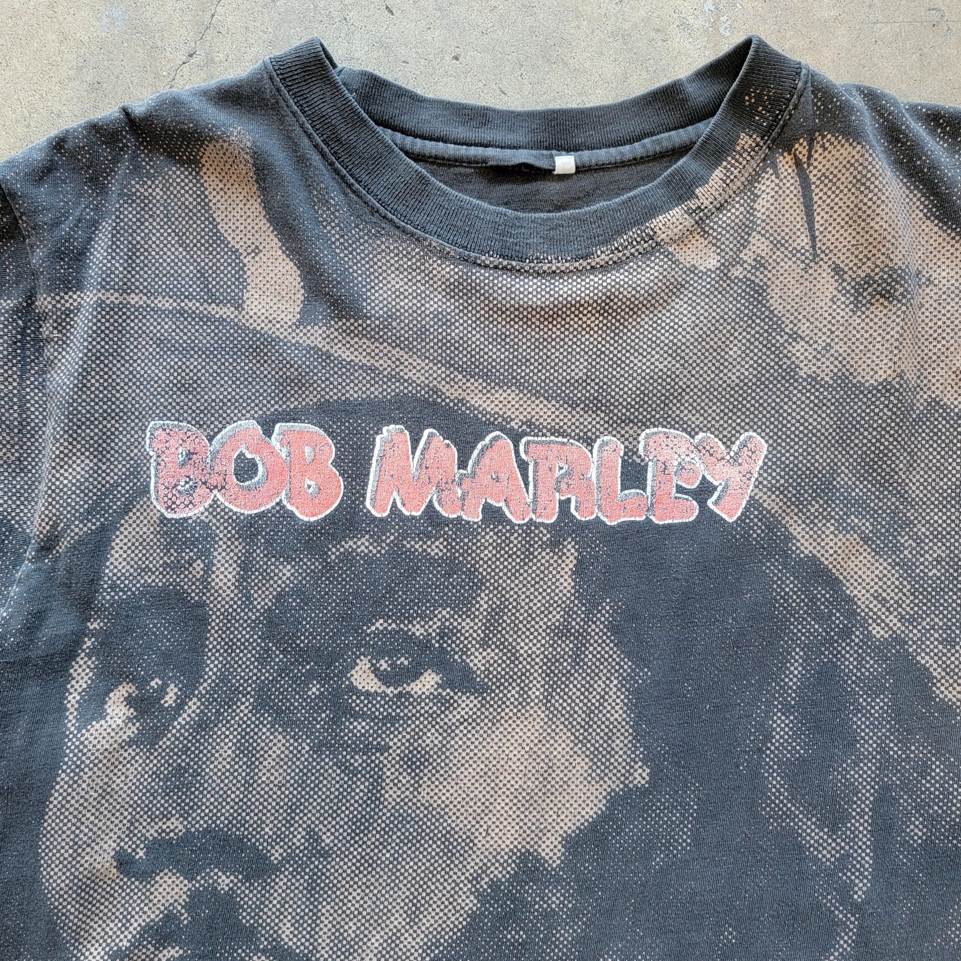 Vintage 90s Bob Marley All Over Print T-Shirt | Rap Tee | Reggae | Rastaman Vibration | Size Large | Faded | Perfectly Worn