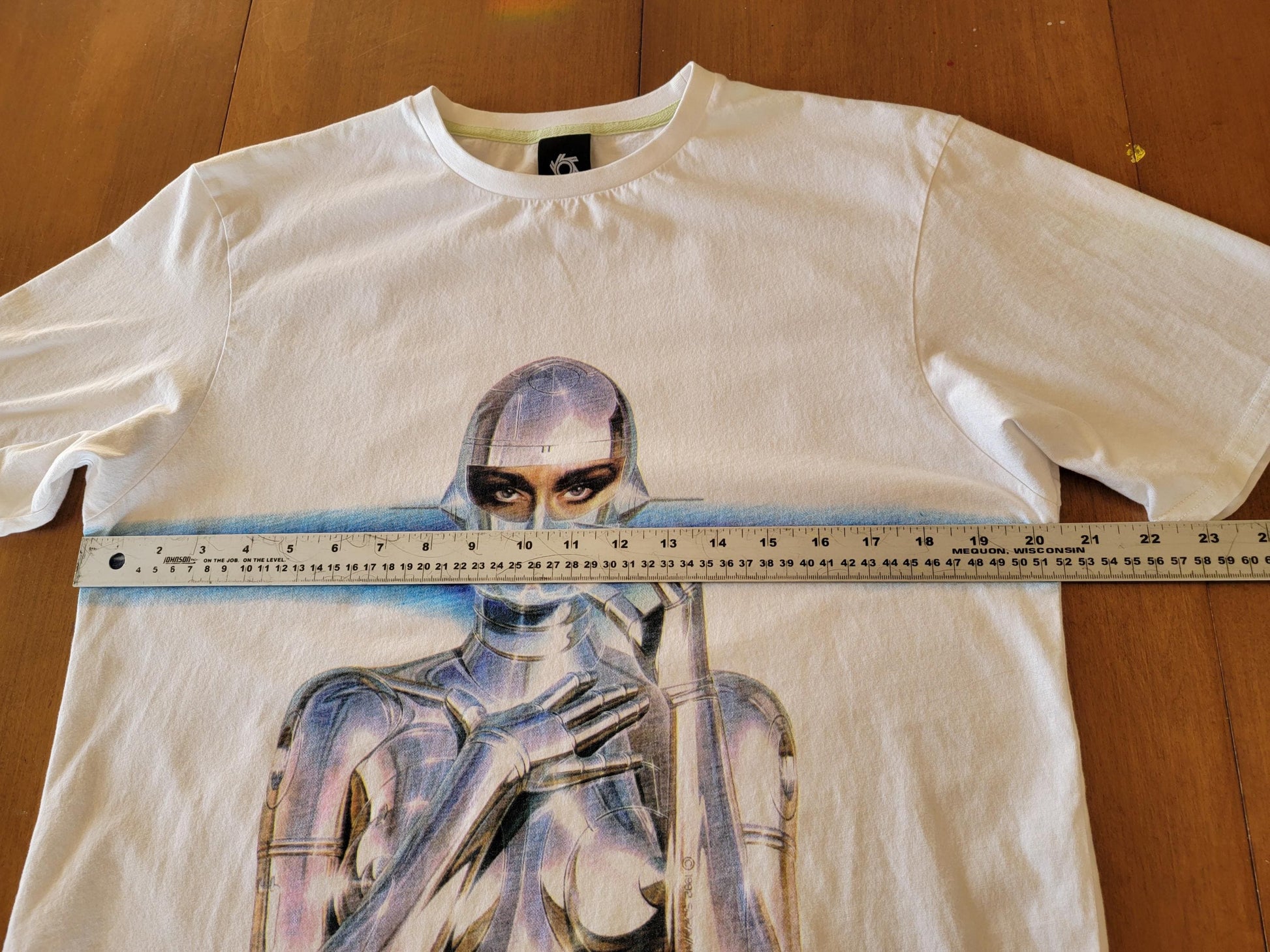 2009 Hajime Sorayama Sexy Robot T-Shirt | Medium to Large | Japanese Art | Sixpack France | Limited Edition | Super Rare | High Quality