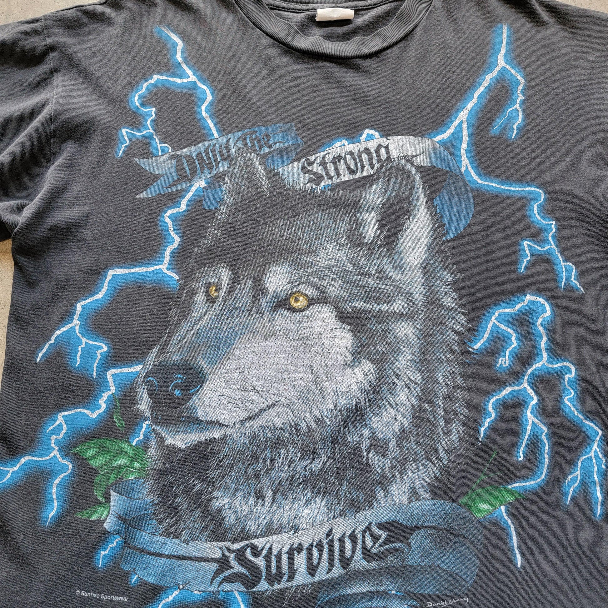 Vintage 90s American Thunder Wolf T-Shirt | USA | Only The Strong Survive | Boxy XL Fit | Single Stitch | Faded | Worn | Lightning | Biker