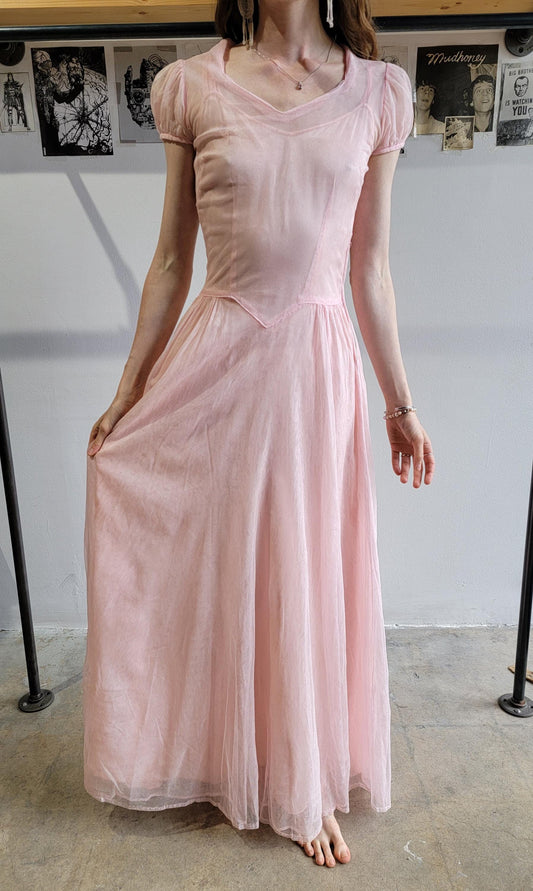 1940s Pink Mesh Gown with Puff Sleeves | XS | Prom | Formal Dress | Maxi | Princess