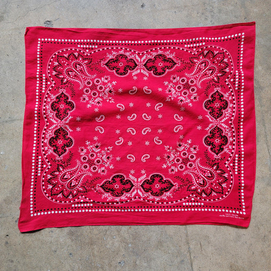 Vintage 60s / 70s Red Paisley Bandana | Fast Color | RN 15234