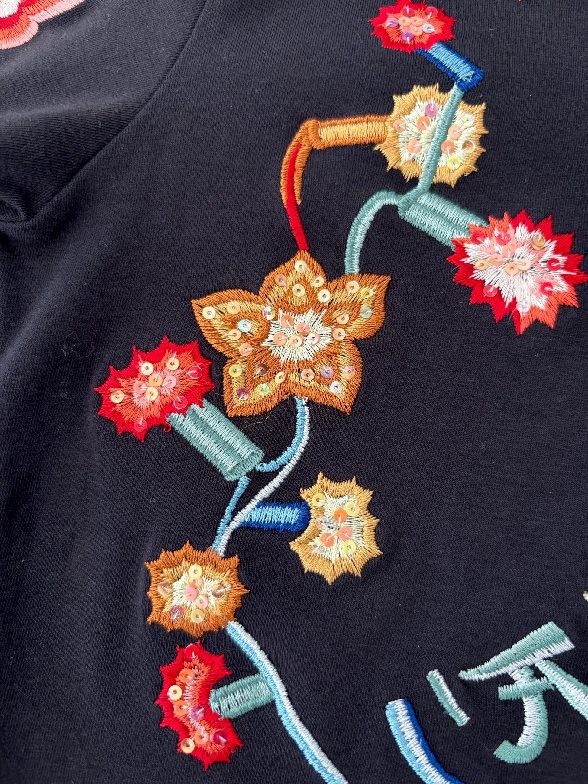 Vintage S/S 2001 J’adore Dior Black Tee | Christian Dior | Size 8 | Small | Designer | Embroidered | Sequin