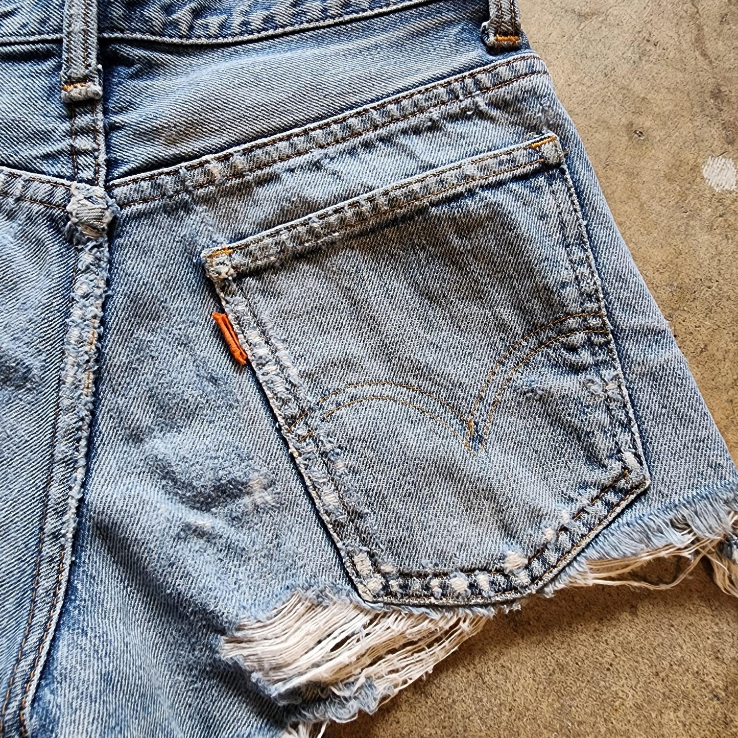 Vintage 1970s Levi's Orange Tab Cut Off Shorts | Distressed! | Xs | 25" Waist