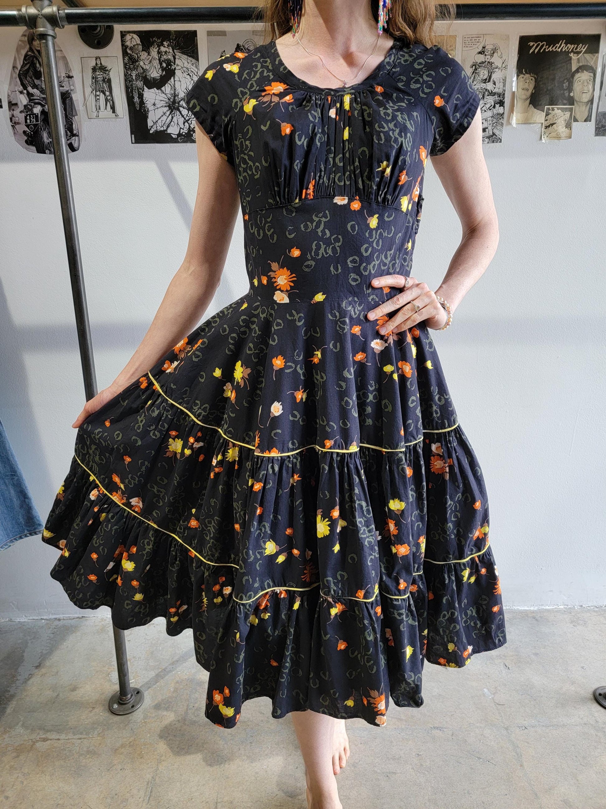 Vintage 1950s Tiered Cotton Summer Dress | Size Small | Black and Floral | Short Sleeve