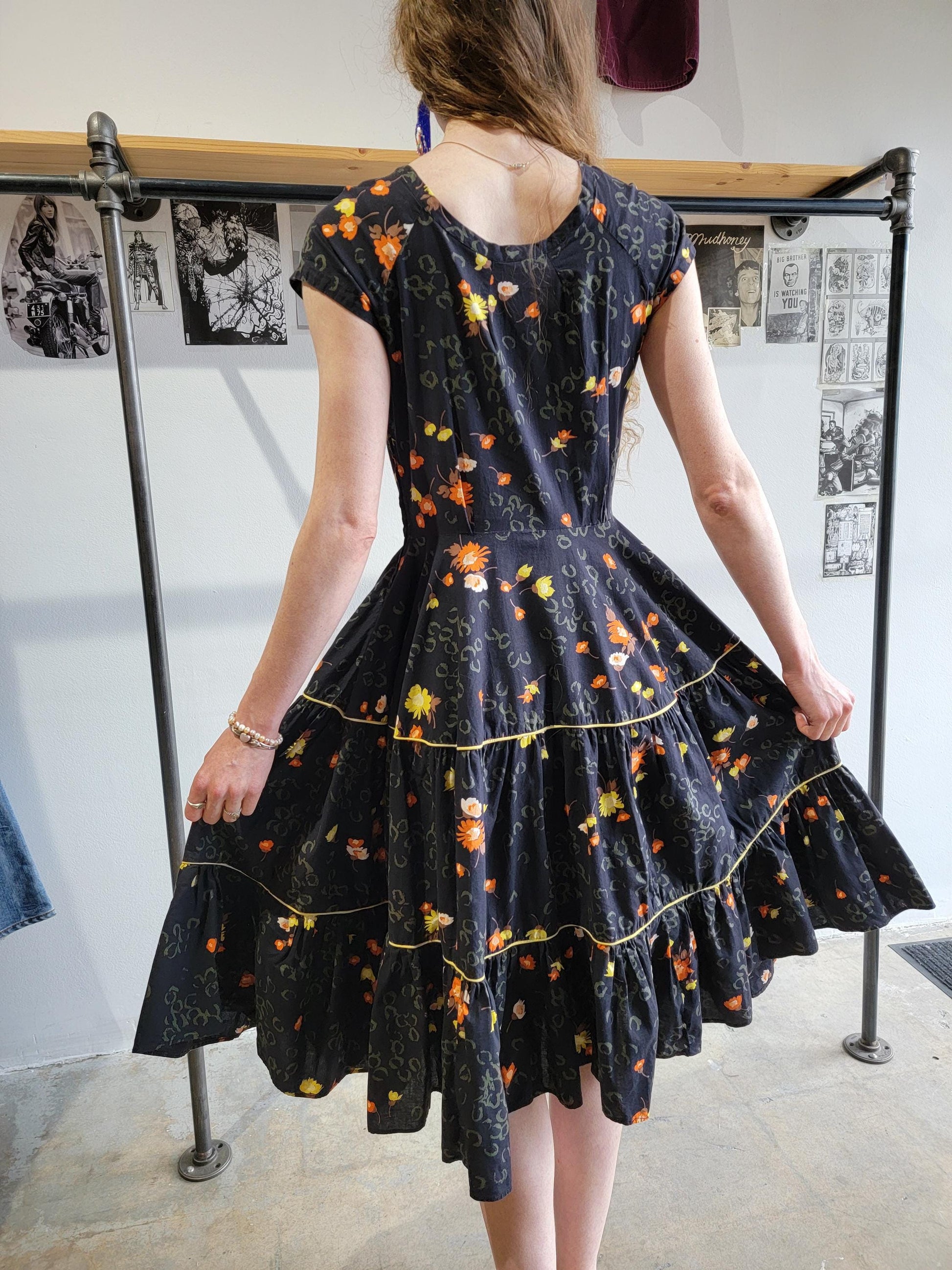 Vintage 1950s Tiered Cotton Summer Dress | Size Small | Black and Floral | Short Sleeve