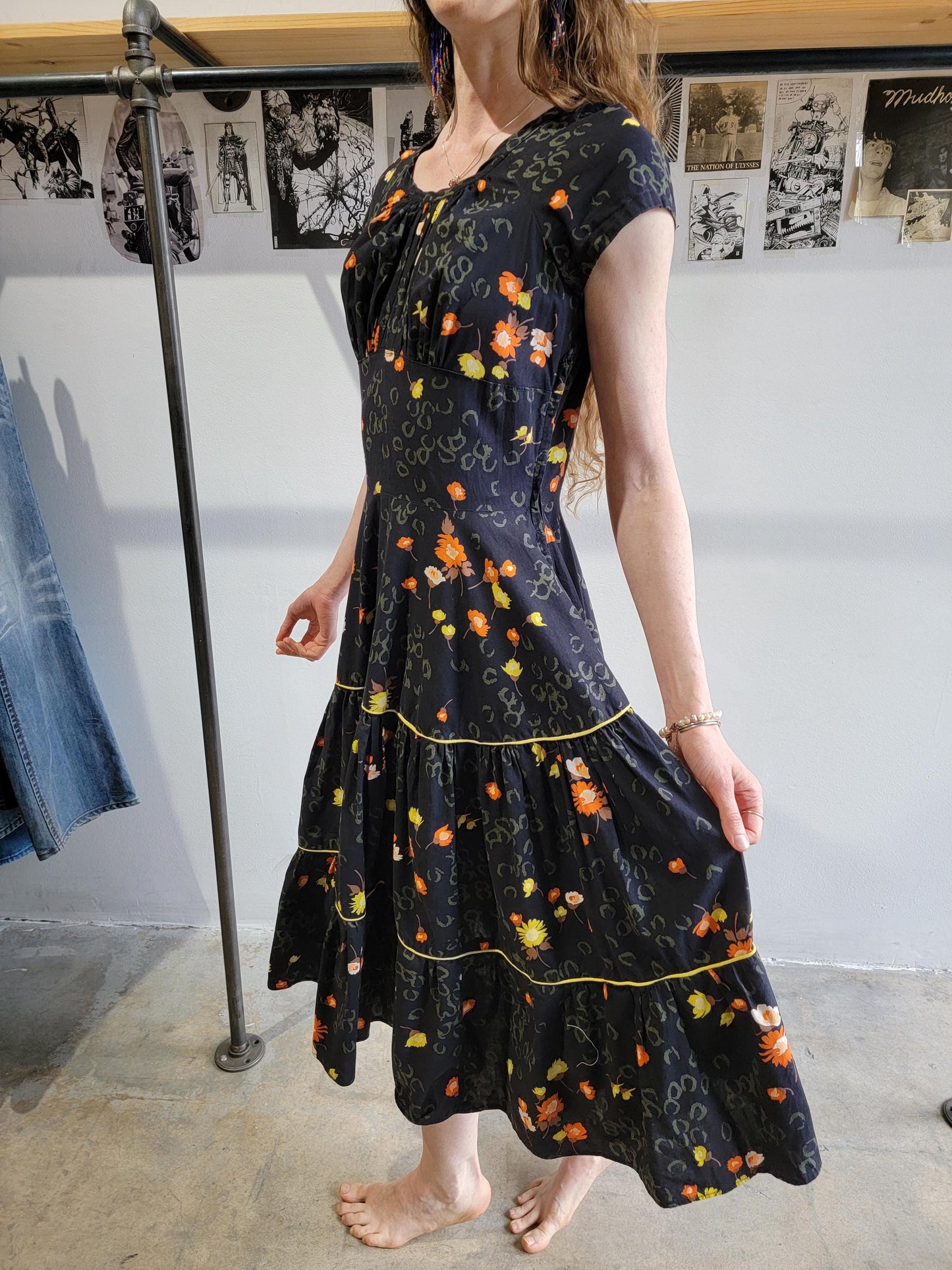 Vintage 1950s Tiered Cotton Summer Dress | Size Small | Black and Floral | Short Sleeve