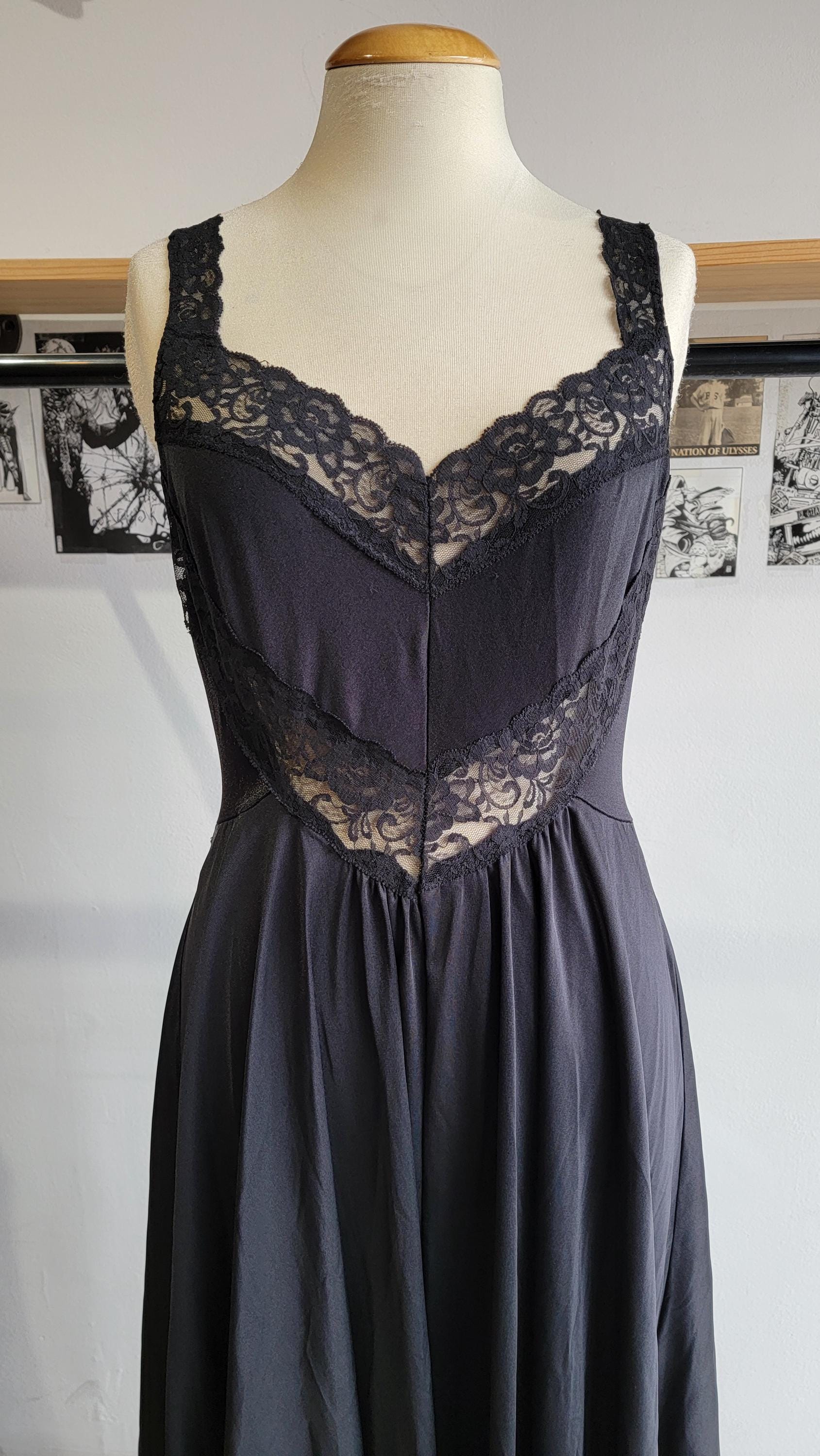 Vintage 1970s Black Full Skirt Night Gown | Olga Style | Size Large | Stretchy Tricot | Sexy